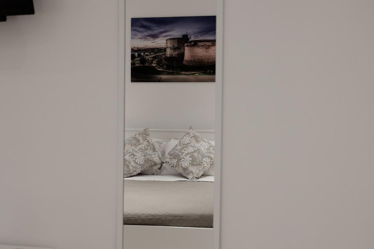 צ'יוויטווקיה Central Guest House מראה חיצוני תמונה